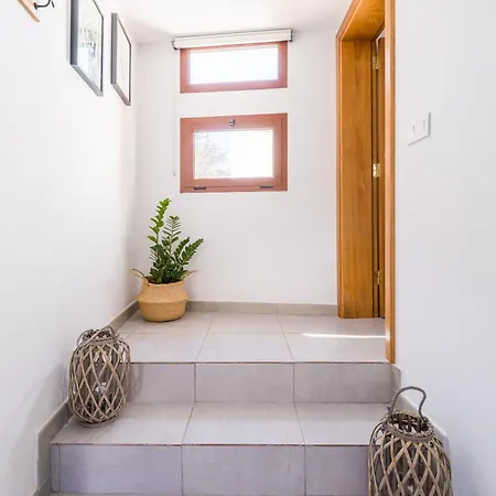 Casita Flor Y Lluvia